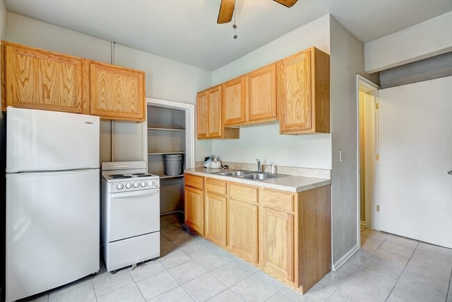 Photo - Cozy Efficiency Apartment Minutes from OU Campus