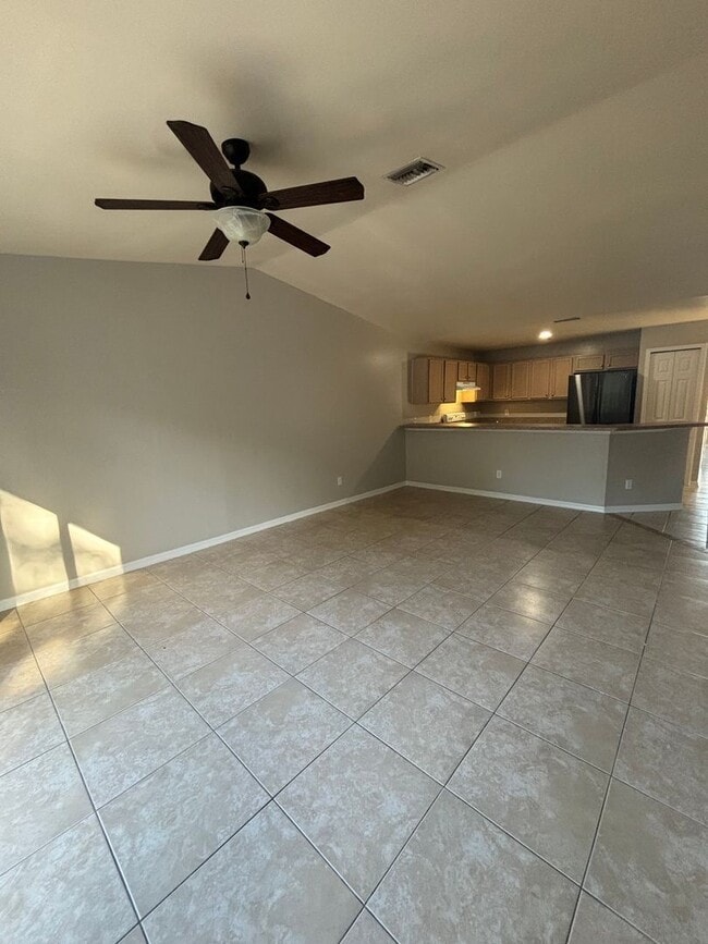 Photo - 5319 Centennial Blvd