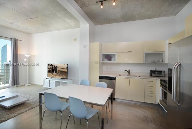 Photo - 234 NE 3rd St Unit LPH09