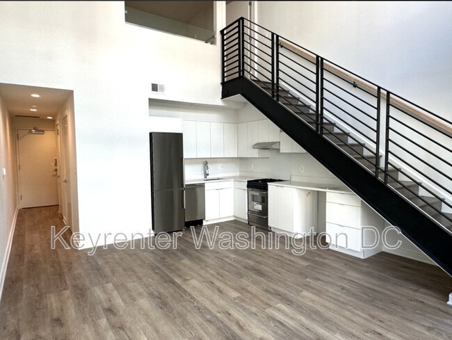 1460 Belmont St NW Unit 301