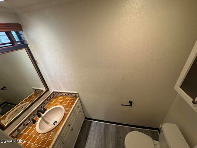 Photo - 12115 Valleyheart Dr Unidad 2