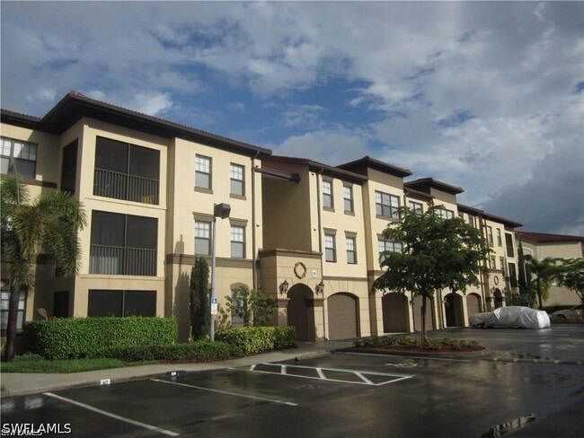 Building Photo - 12955 Positano Cir Unit 102