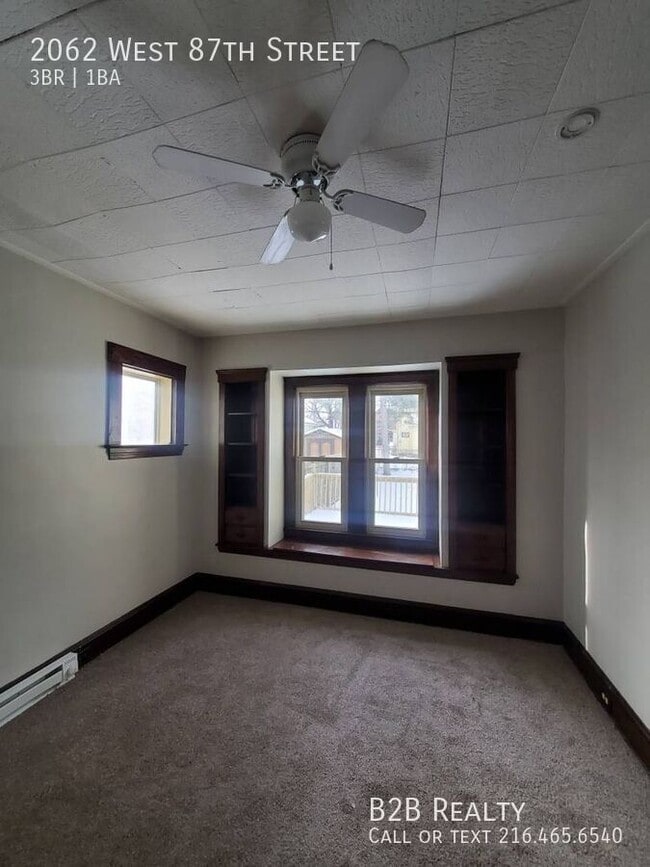 Photo - 2062 W 87th St