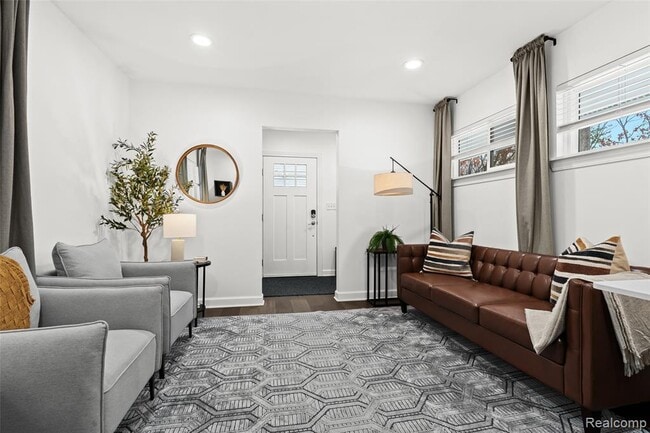Photo - 2566 Harrington Rd