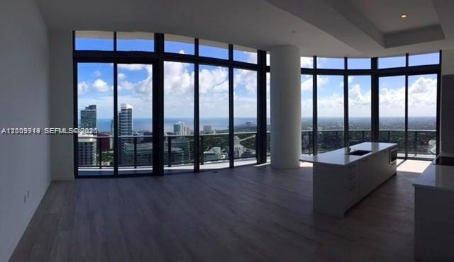 Photo - 45 SW 9th St Unit 4906