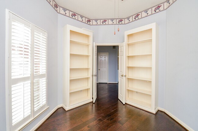 Photo - 3202 Shadowchase Ct