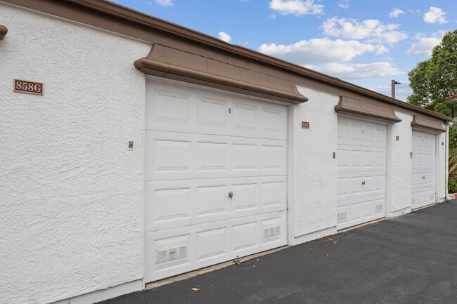 Photo - 858 S Rancho Santa Fe Rd Unit C