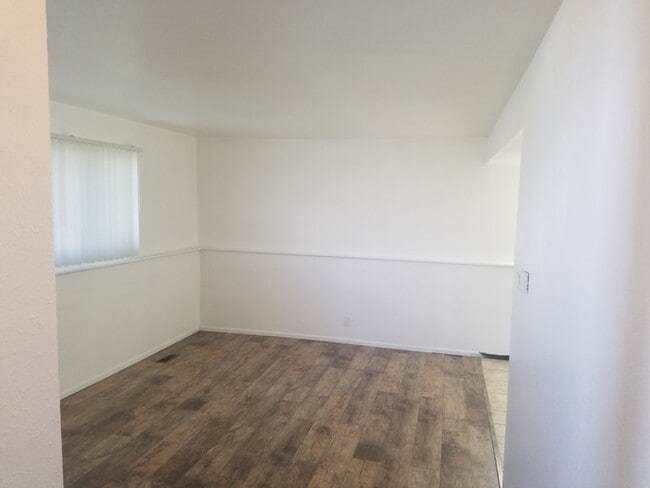 Building Photo - 311 N 100 E