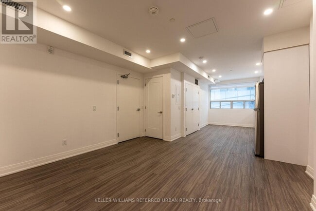 Photo - 475 Queen St W Unit 201