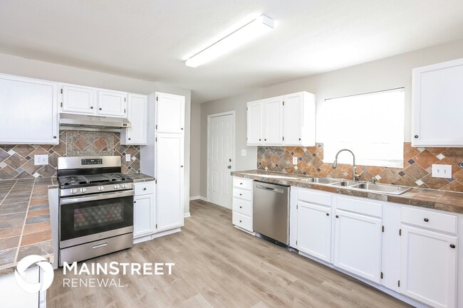 Photo - 413 N Seminole Dr