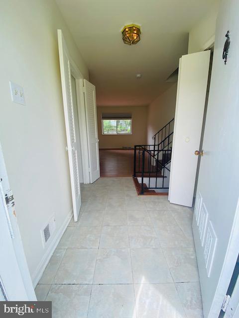 Photo - 16200 Oak Meadow Dr