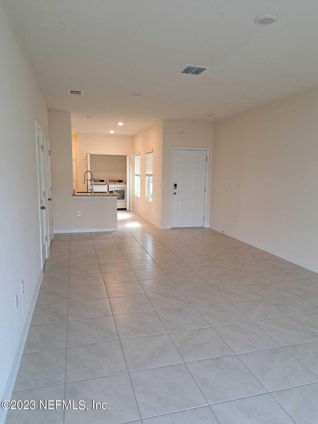 Photo - 213 Pasadena Dr