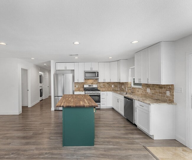 Photo - Light & modern Oak Cliff home by Martin Weiss Park