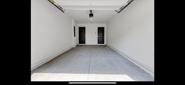 Photo - Beautiful Grant Park Condo
