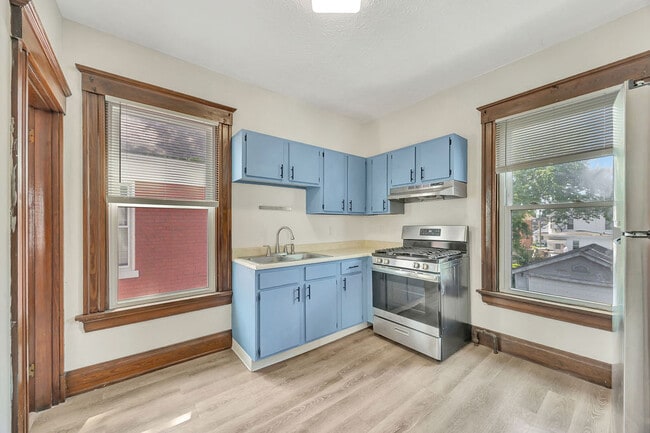 Photo - 2421 Kenilworth Ave