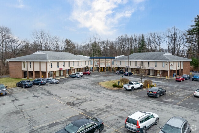 Photo - Crescent Commons Apartments