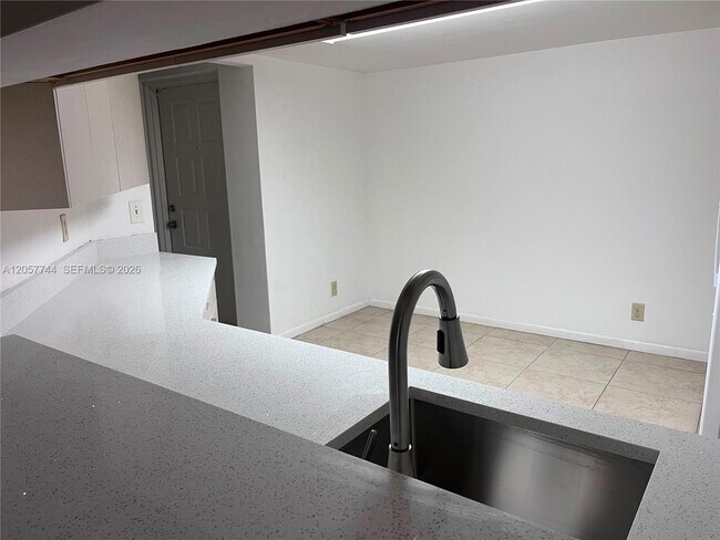 Photo - 9777 Westview Dr Unit 1121