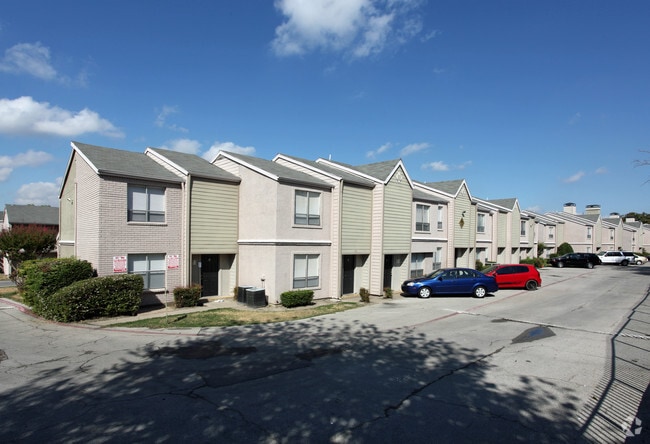 Apartamentos - Amber Dawn Apartments