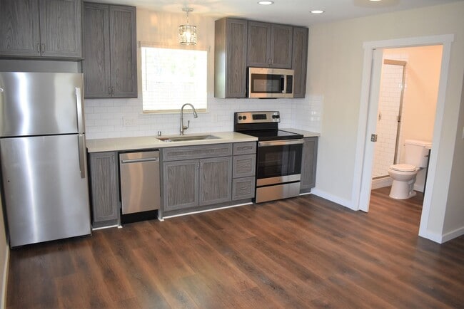 Photo - 2510 Meadow Wood Cir