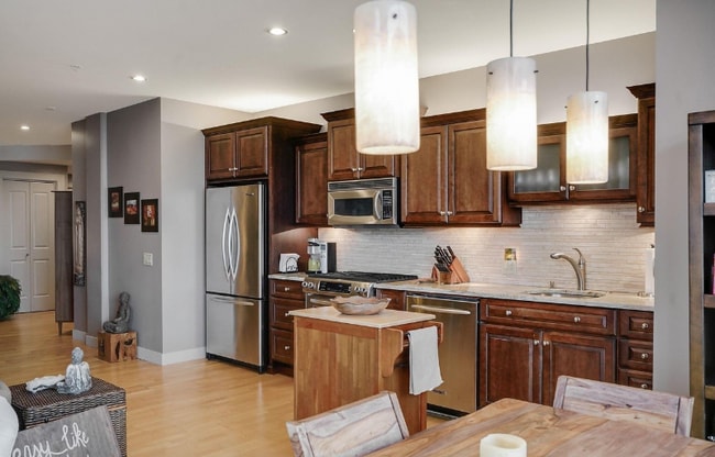 Photo - 136 SW Washington Ave Unit 505