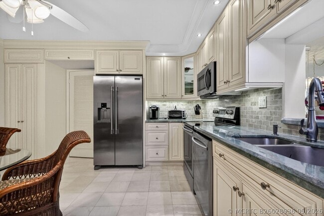 3420 S Ocean Blvd Unit 9r