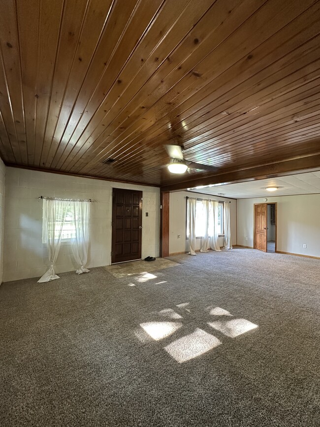 Photo - 10409 N 300 W