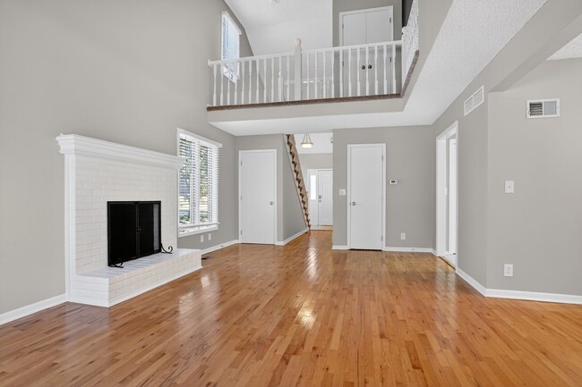 Photo - Your Beautifully Remodeled 3BR/2.5BA Townh...