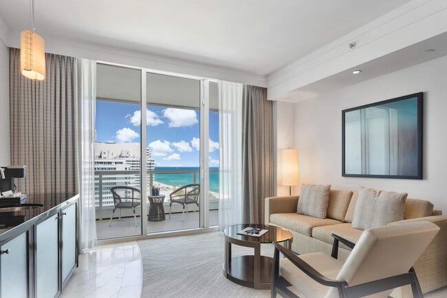 Building Photo - 4391 Collins Ave Unit SI ID1325632P