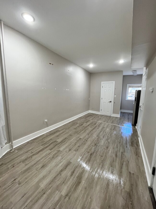 216 Fairmount Ave 3 - 218 Fairmount Ave Unit 3