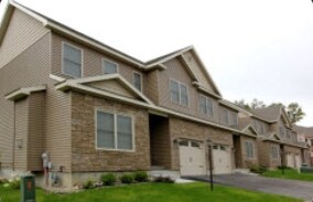 Schoolhouse Luxury Townhomes - Schoolhouse Luxury Townhomes