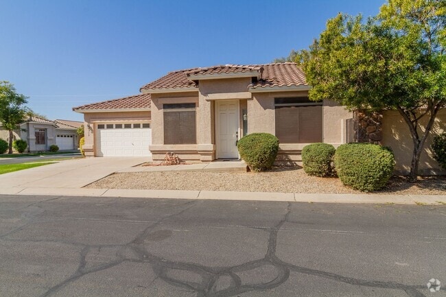 Building Photo - Live in Style and Convenience - 2BR/2BA wi... Rental
