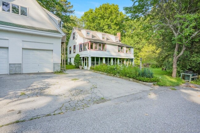 Photo - 2 Greene Rd