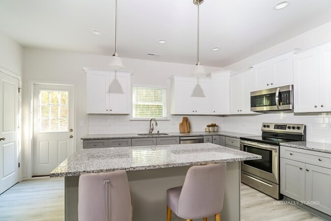 Photo - 936 Cassidy Dr