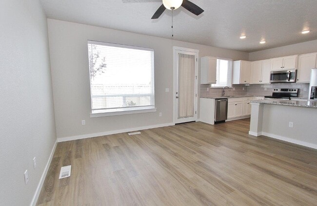 Photo - 496 N Tessa Ln