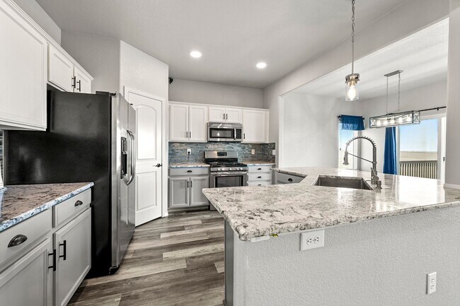 Photo - 6287 San Mateo Dr