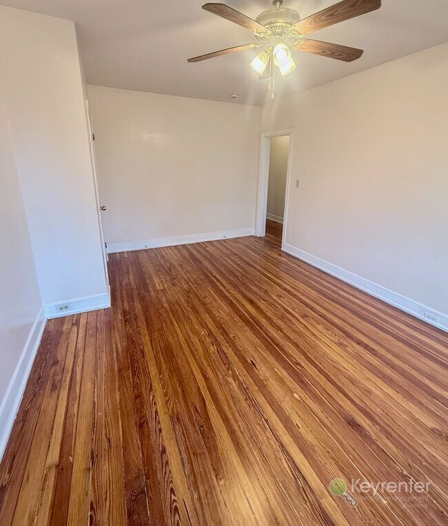 Photo - 16 N Rigby Ave Unit Apartment 3