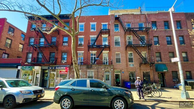 Photo - 354 E 19th St Apartment Unit 3