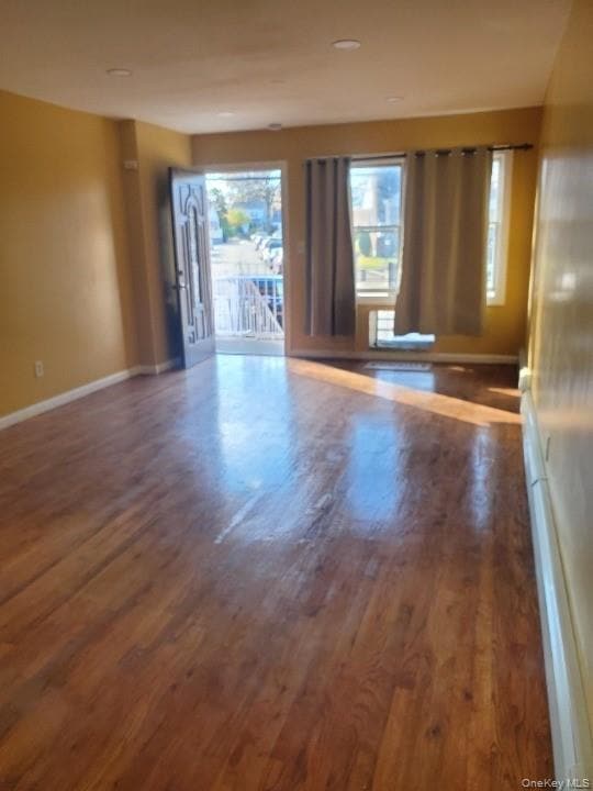 Building Photo - 9-15-15 College Pl