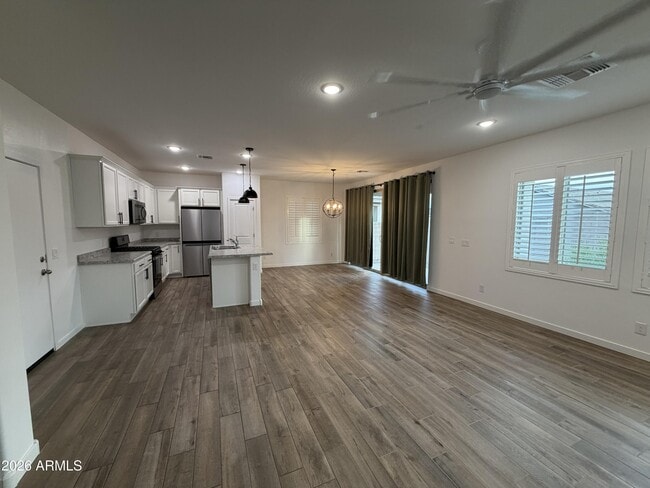 Photo - 2086 N Marketside Ave