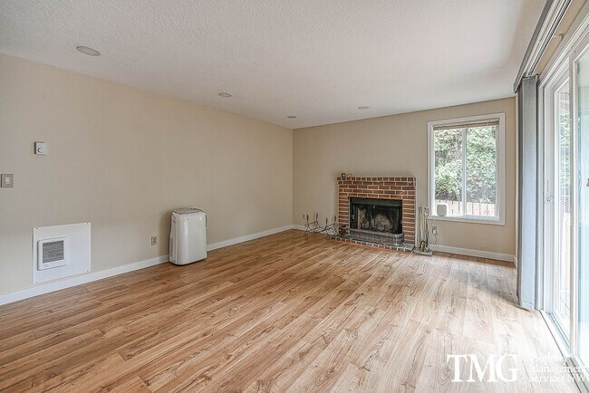 Photo - SW Portland 2 BD Home with Garage & Outdoor Space