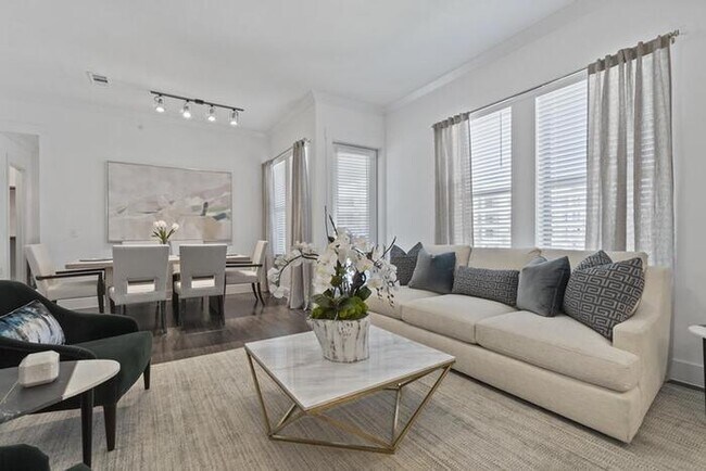 Photo - 1790 Mercer Pkwy Unidad b1