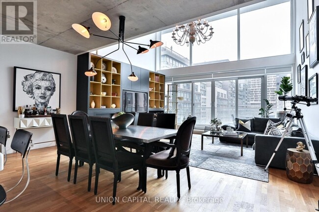 Photo - 75 Portland St Unité 504