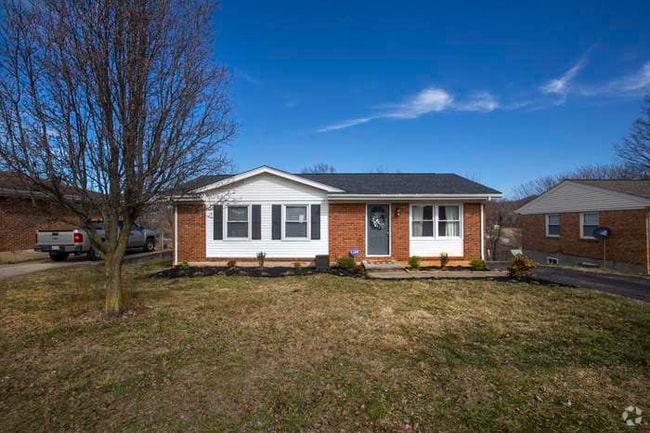 Building Photo - 1030 Maywood Dr Rental