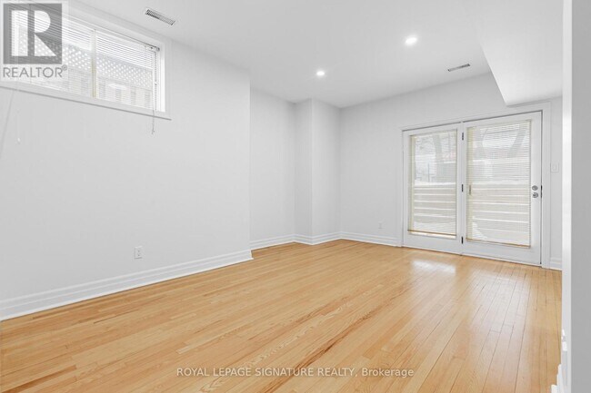 Photo - 44 Thatcher Ave