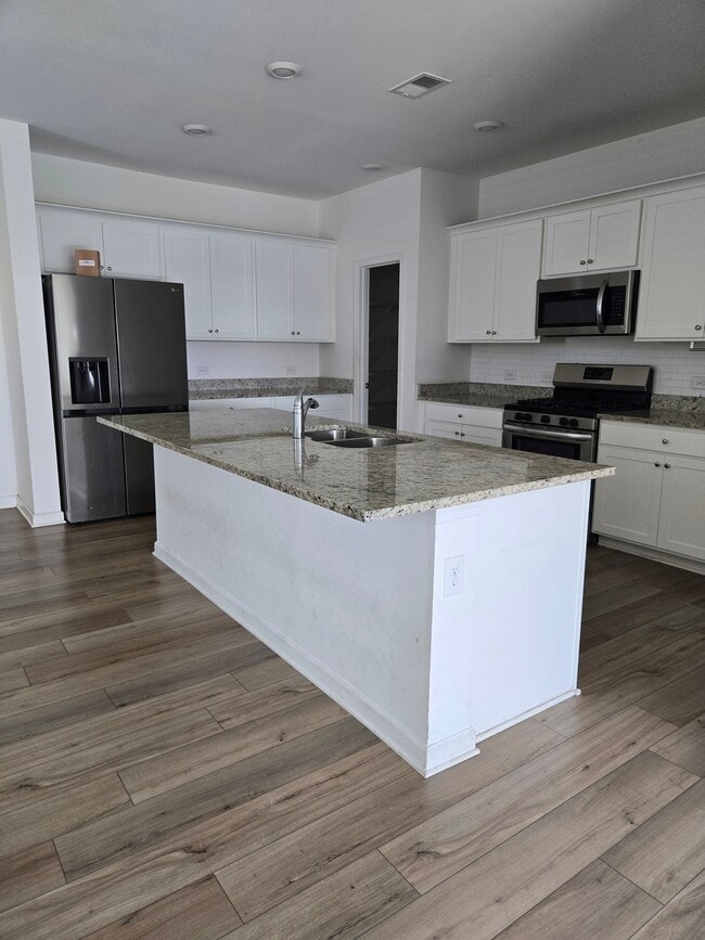 Photo - 1757 Andrew Acrs Ln