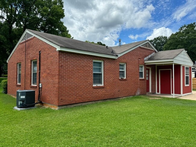 Photo - 3-Bedroom Classic Ranch