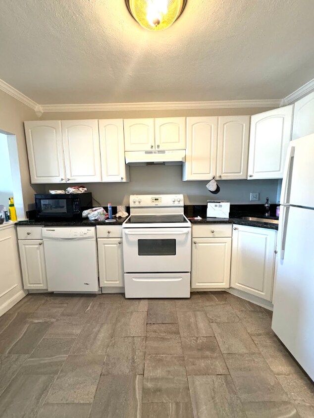 Photo - 116 Spring St Unit C8