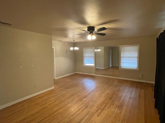 Photo - 3319 28th St