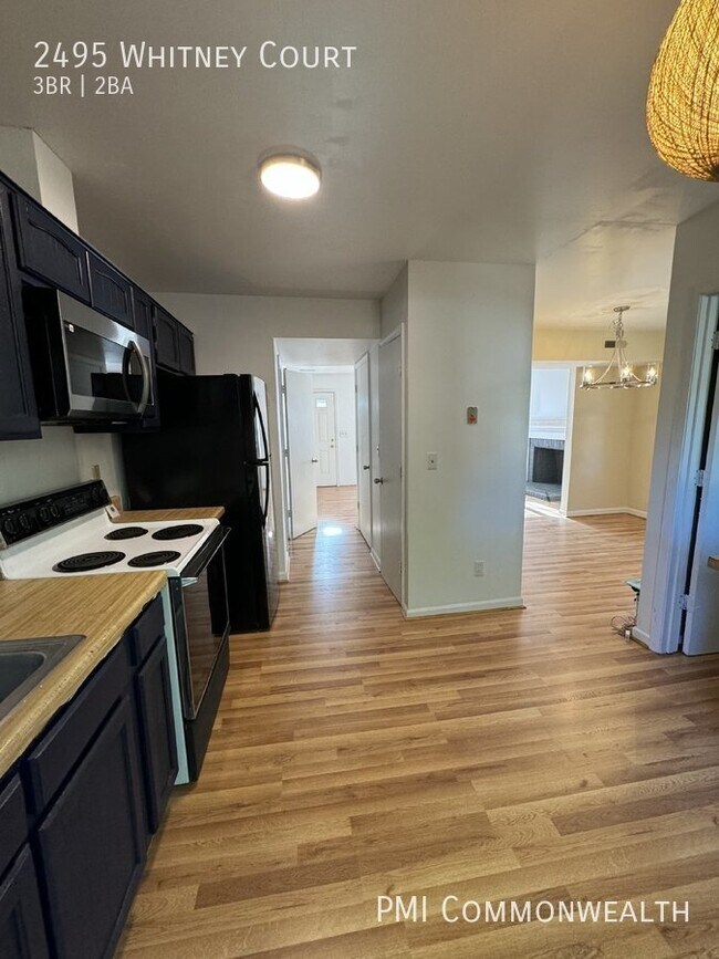 3 Bed / 1.5 Bath Townhouse (Available Now) Townhome Rental in