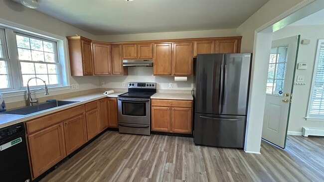 Photo - 16 Nickalicia Way